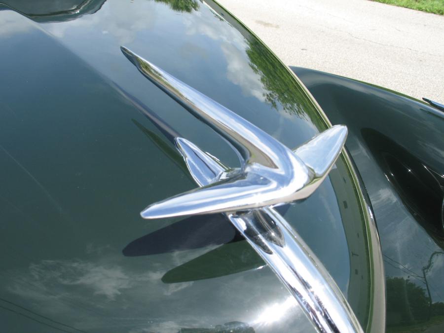 Детали экстерьера Lincoln Zephyr Coupe (HB-720) 1937 года  (фото 22 из 46)